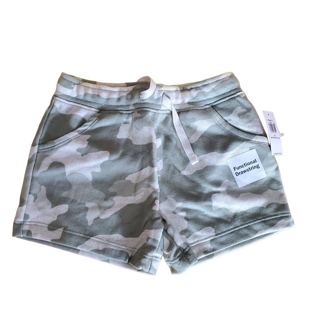 Old Navy Girls French Terry Shorts. Size 4T. NWT. Camo